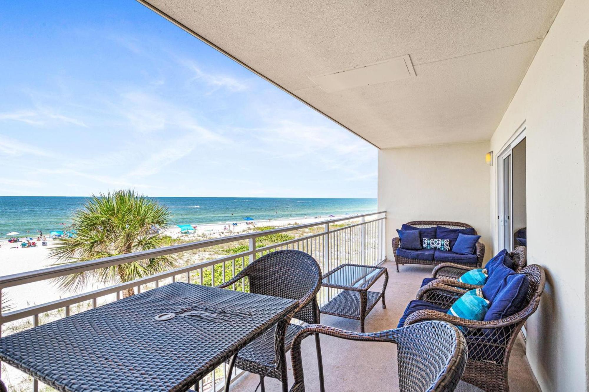 Beachfront Madeira Norte St. Pete Beach Exterior photo